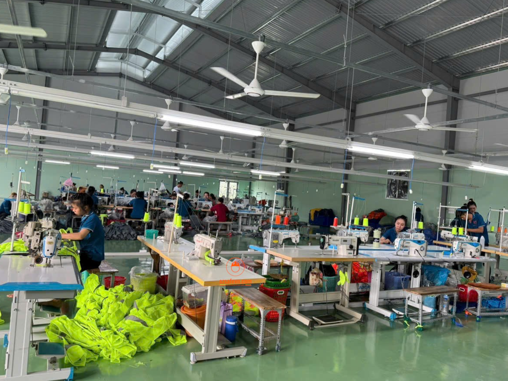 Xưởng may đồng phục bảo hộ