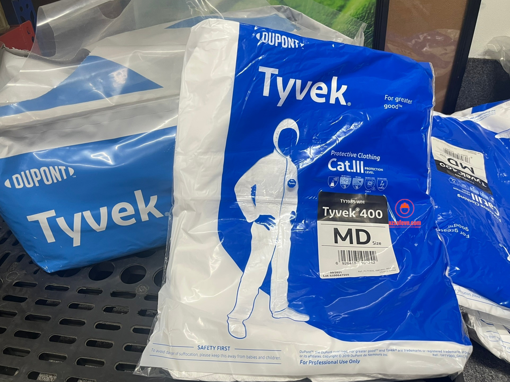 TYVEK 400